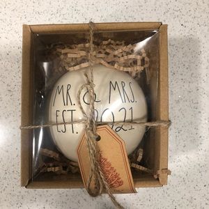 Rae Dunn - MR & MRS EST 2021 - Christmas ornament